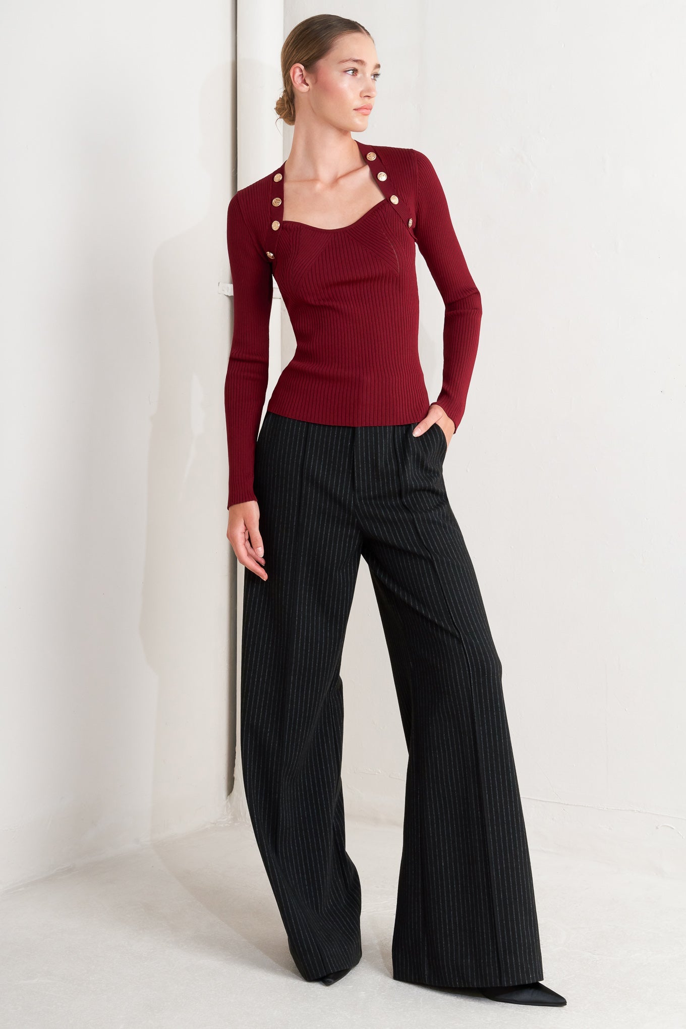 MODERN HERO BURGUNDY SWEATER KNIT TOP