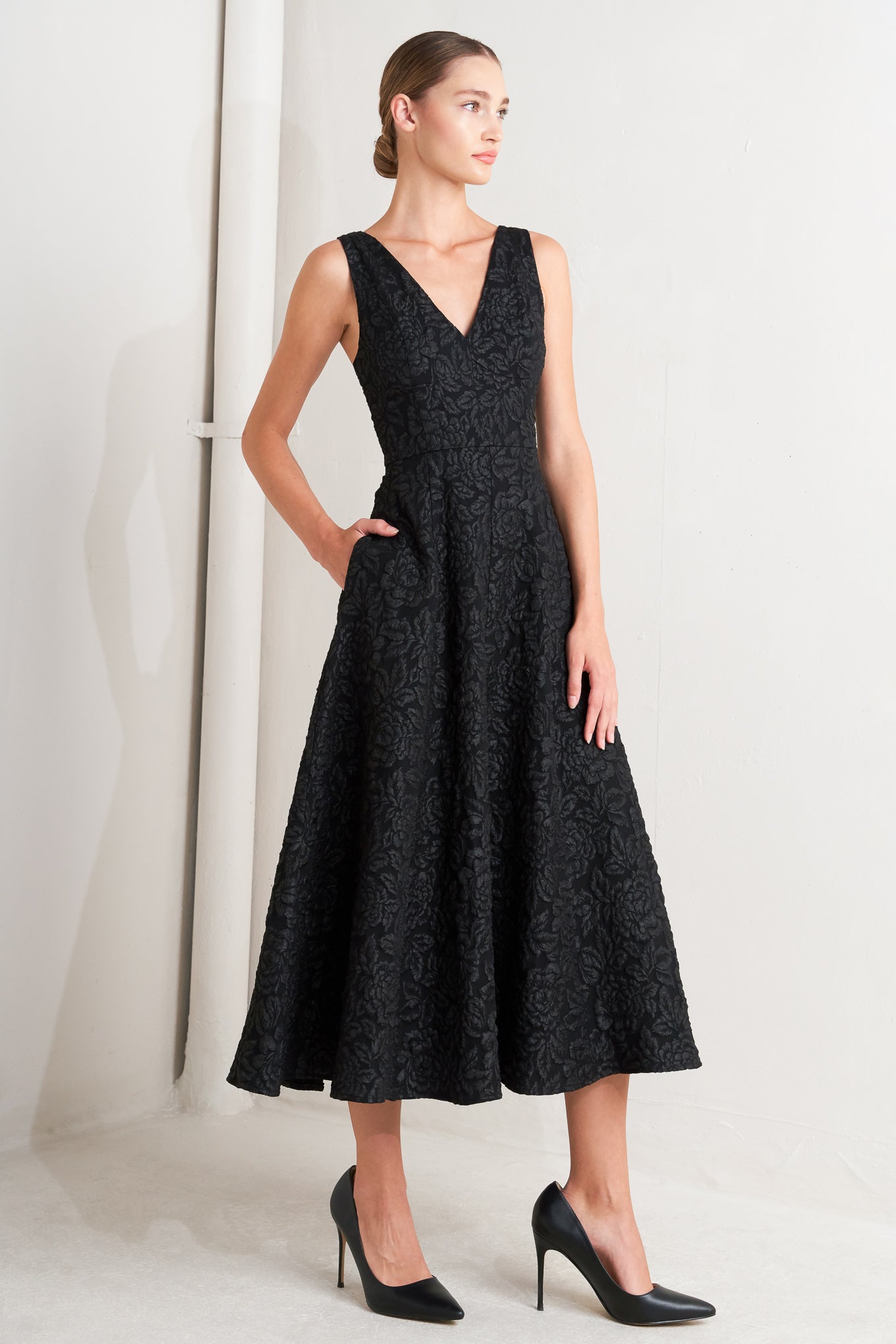 FEMME FATALE JACQUARD WOVEN MIDI DRESS