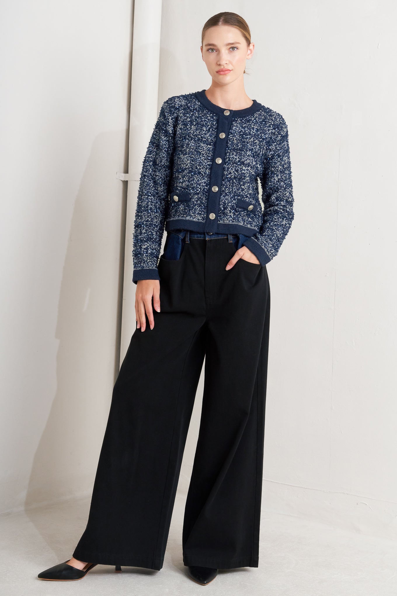 BOUTIQUE GLANCE SWEATER KNIT CARDIGAN