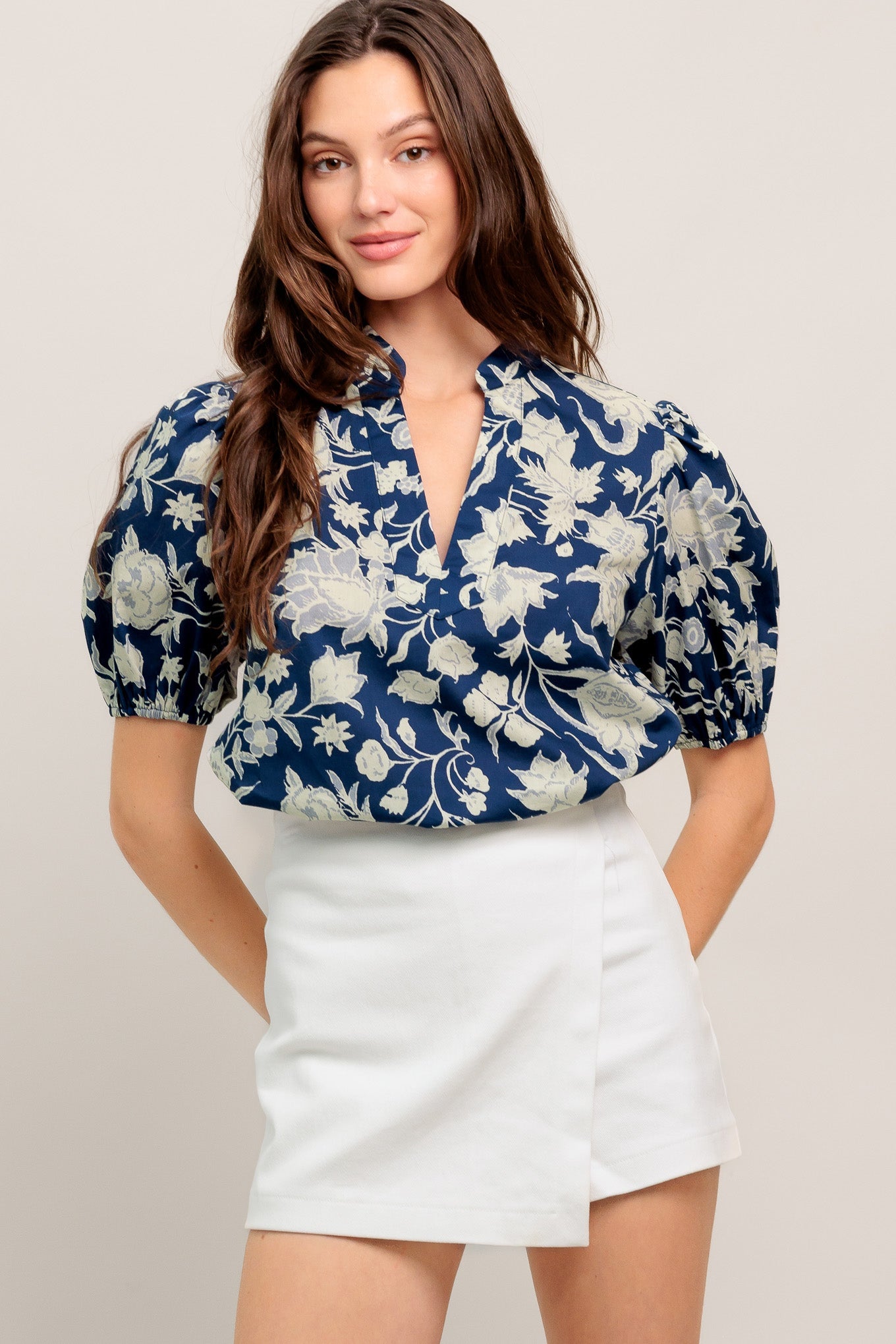 FEELING ROMANTIC WOVEN TOP